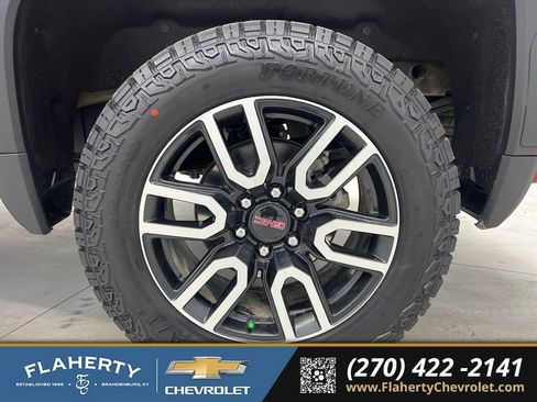 Used 2024 GMC Sierra 1500 AT4 w/ AT4 Premium Package image 20