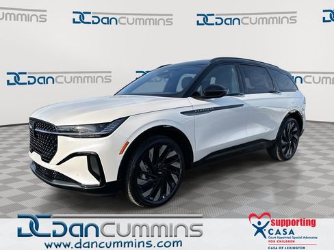 New 2026 Lincoln Nautilus Reserve image 1