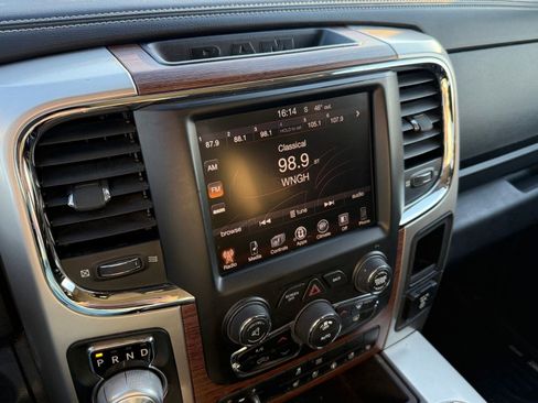 Used 2016 RAM 1500 Laramie w/ Convenience Group image 26