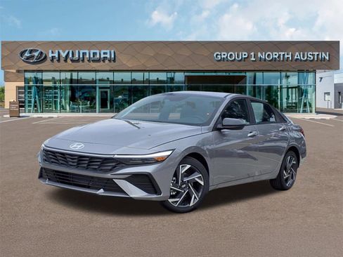 New 2025 Hyundai Elantra Sport image 3