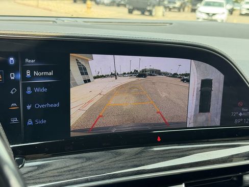 Used 2022 Cadillac Escalade ESV Premium Luxury AWD/4WD image 23