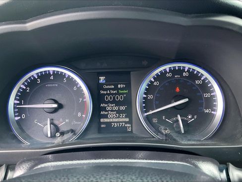 Used 2018 Toyota Highlander XLE AWD/4WD image 25