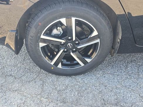 Used 2024 Nissan Sentra SV image 10