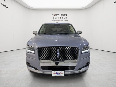 Used 2024 Lincoln Navigator L Black Label AWD/4WD image 33