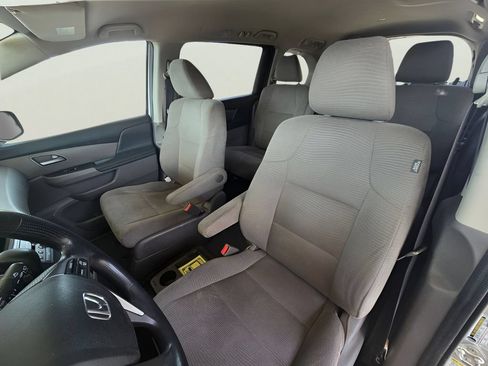 Used 2013 Honda Odyssey LX image 5