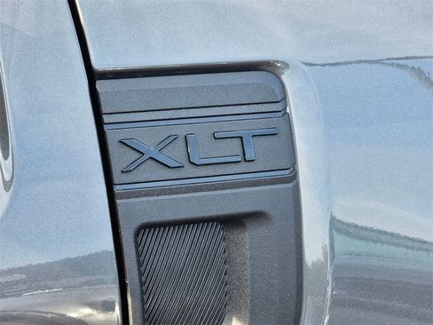 New 2025 Ford Maverick XLT w/ Black Appearance Package image 12