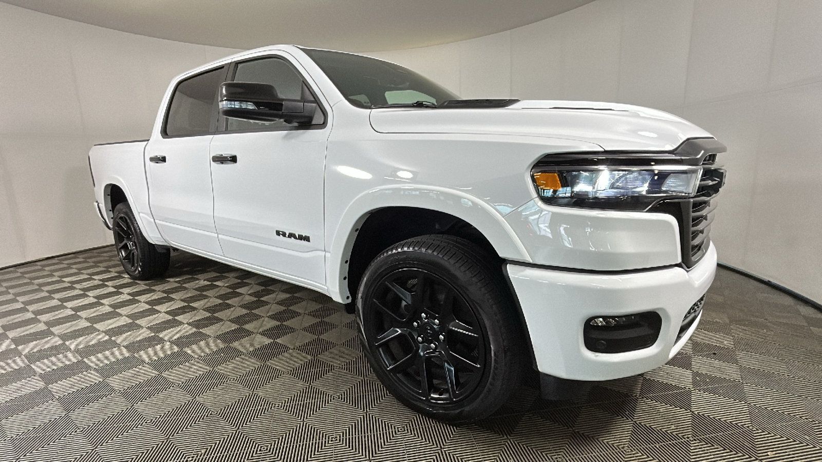 Used 2026 RAM 1500 Laramie w/ Night Edition AWD/4WD image 3