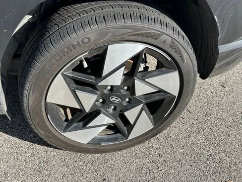 Used 2024 Hyundai Kona Limited AWD/4WD image 8
