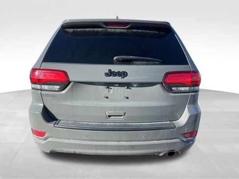 Used 2022 Jeep Grand Cherokee Laredo X image 6