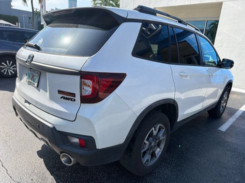 Used 2023 Honda Passport TrailSport image 6