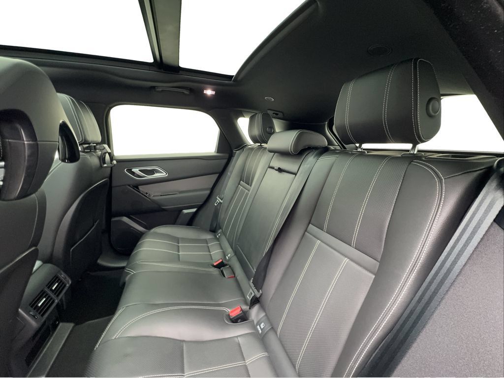 Used 2022 Land Rover Range Rover Velar S AWD/4WD image 26