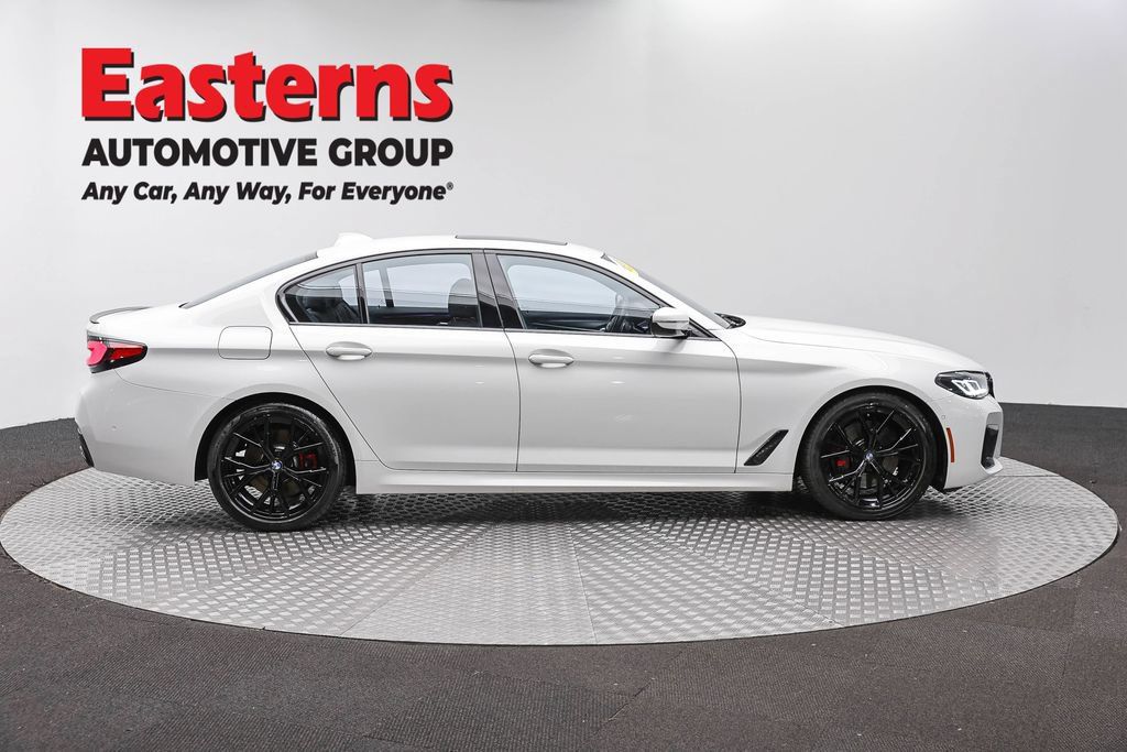 Used 2023 BMW 530i w/ M Sport Package RWD image 4