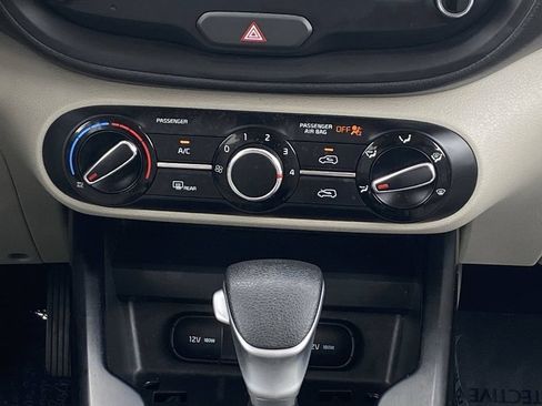 Used 2022 Kia Soul LX FWD image 31