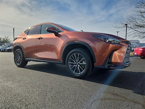 Used 2025 Lexus NX 350 AWD image 1