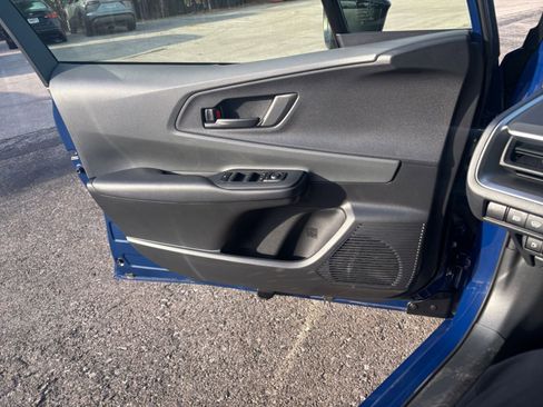 Used 2025 Toyota Prius LE image 20