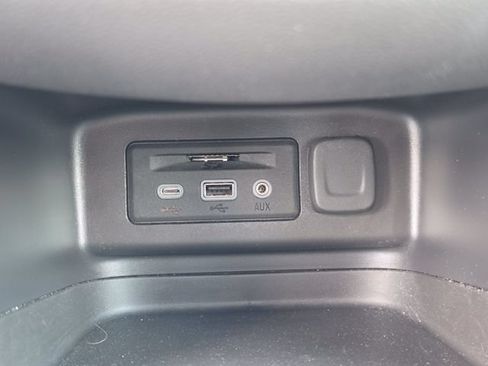 Used 2024 Chevrolet Equinox LT AWD/4WD image 26