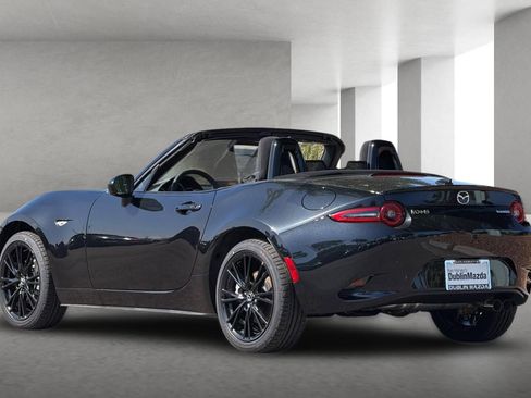 New 2026 MAZDA MX-5 Miata Club w/ Interior Package RWD image 6