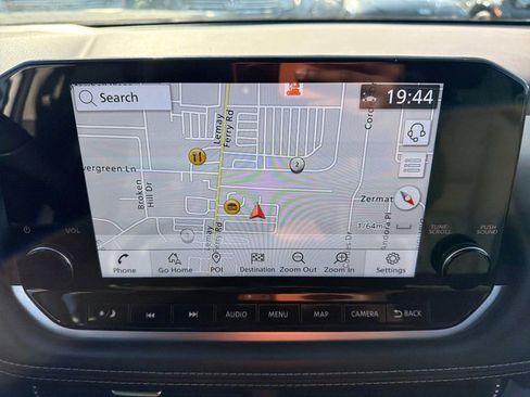 Used 2023 Nissan Rogue Platinum w/ Platinum Premium Package image 23