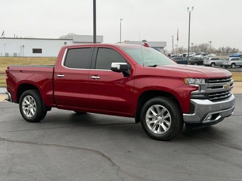 Used 2021 Chevrolet Silverado 1500 LTZ w/ Safety Package II AWD/4WD image 27