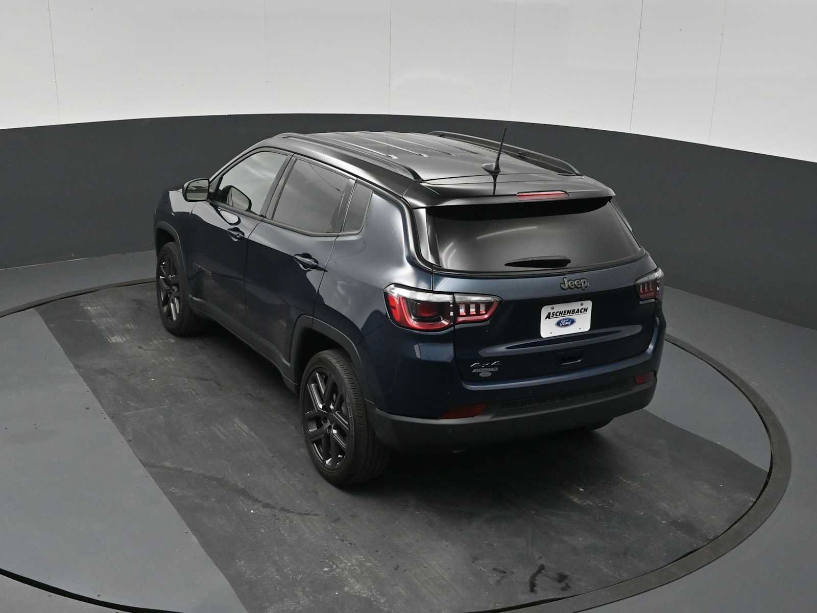 Used 2026 Jeep Compass Limited AWD/4WD image 24