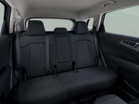 New 2026 Kia Sportage LX image 16