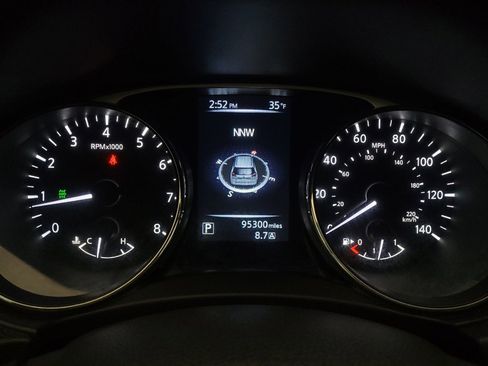 Used 2014 Nissan Rogue SL image 23