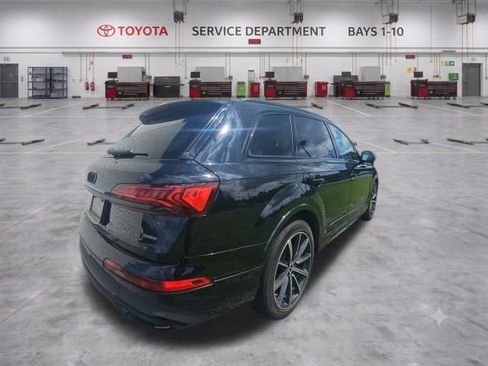 Used 2023 Audi Q7 3.0T Prestige AWD/4WD image 7