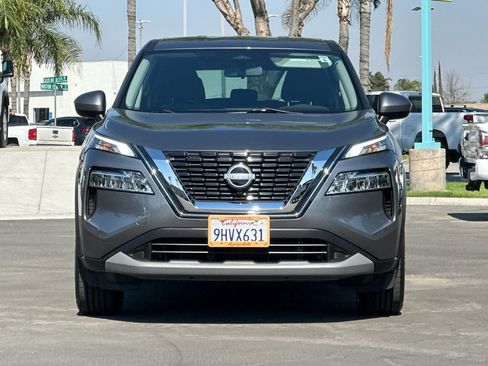 Used 2023 Nissan Rogue SV FWD image 8