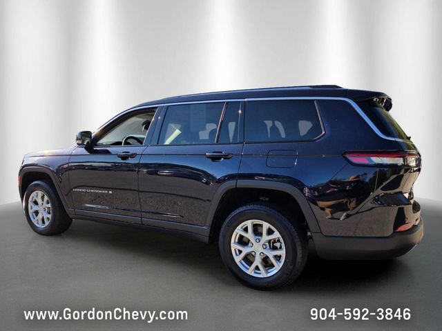 Used 2023 Jeep Grand Cherokee L Limited RWD image 3