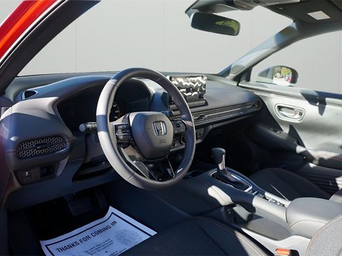 Certified 2025 Honda HR-V Sport image 13