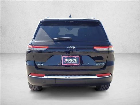 Used 2023 Jeep Grand Cherokee Limited w/ Luxury Tech Group II AWD/4WD image 3