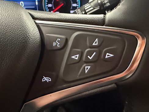 Used 2024 Chevrolet Equinox LT w/ LPO, Floor Liner Package FWD image 30