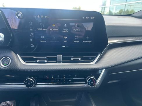 Used 2025 Chevrolet Equinox LT image 17