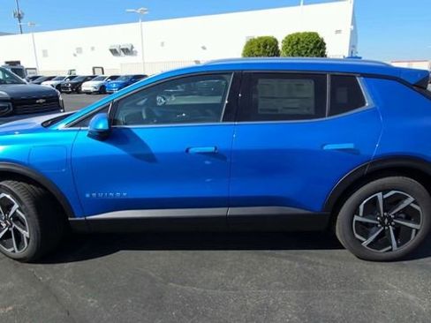 New 2026 Chevrolet Equinox EV LT image 6