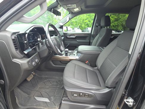 Used 2023 Chevrolet Silverado 1500 RST w/ Protection Package AWD/4WD image 16