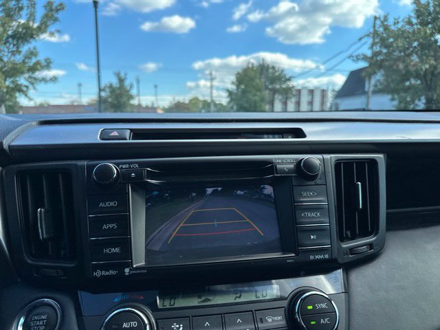 Used 2018 Toyota RAV4 XLE FWD image 34