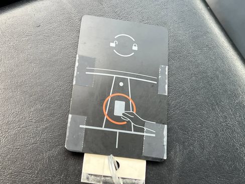 Used 2018 Tesla Model 3 Long Range image 27