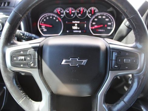 Used 2021 Chevrolet Silverado 1500 LT Trail Boss w/ Convenience Package II image 8