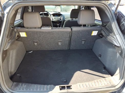 Used 2017 Ford Focus ST image 9