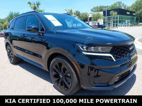 Certified 2023 Kia Sorento SX FWD image 3