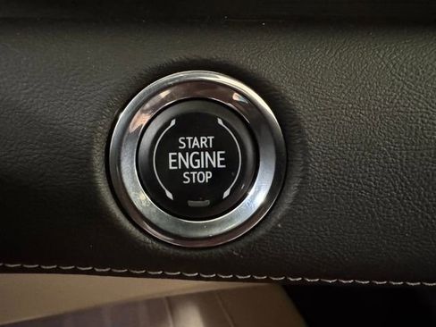 Used 2023 Cadillac Escalade Premium Luxury AWD/4WD image 11