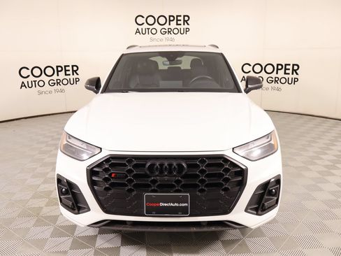 Used 2022 Audi SQ5 Premium Plus w/ Premium Plus Package AWD/4WD image 9