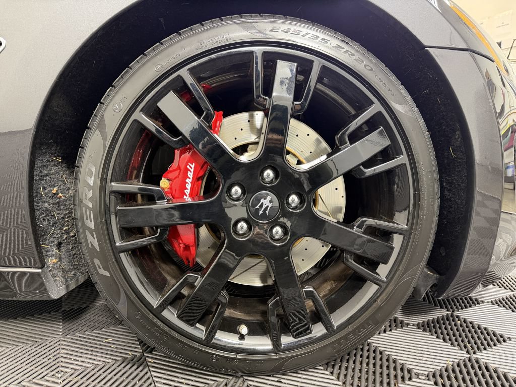 Used 2017 Maserati GranTurismo Sport RWD image 55