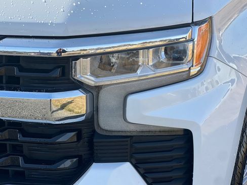 Used 2025 Chevrolet Silverado 1500 LT AWD/4WD image 50
