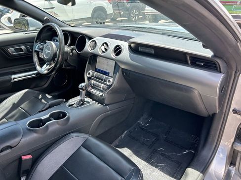 Used 2022 Ford Mustang Premium image 38