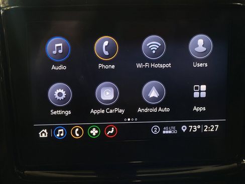 Used 2020 Chevrolet Traverse LT image 25