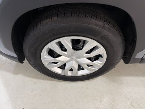 Used 2026 Toyota Corolla Cross L FWD image 11