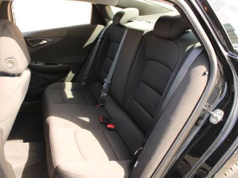 Used 2020 Chevrolet Malibu LS FWD image 11