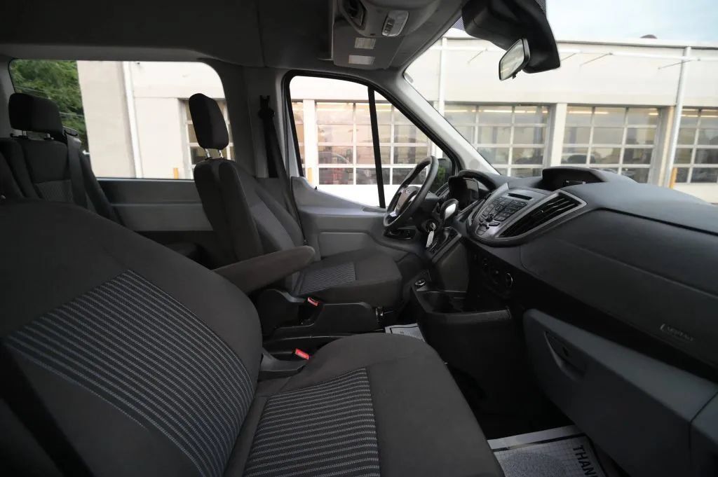 Used 2019 Ford Transit 350 XLT RWD image 46