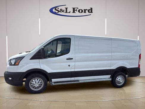 Certified 2024 Ford Transit 250 Low Roof AWD w/ Exterior Upgrade Package image 3
